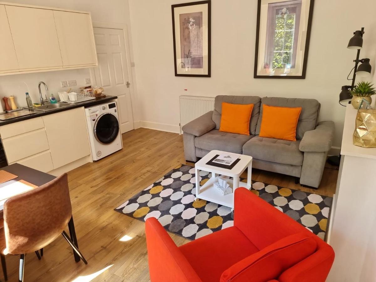 Charming Victorian Apartment, Close To Centre Інвернесс Екстер'єр фото